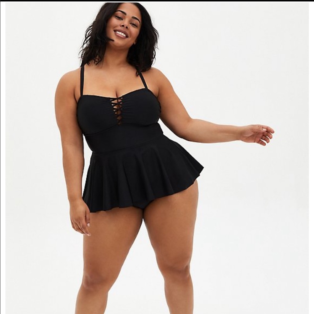 Torrid NWT plus size 3 swimwear